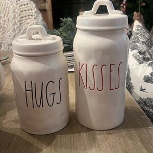 Rae Dunn canister Hugs & Kisses pair